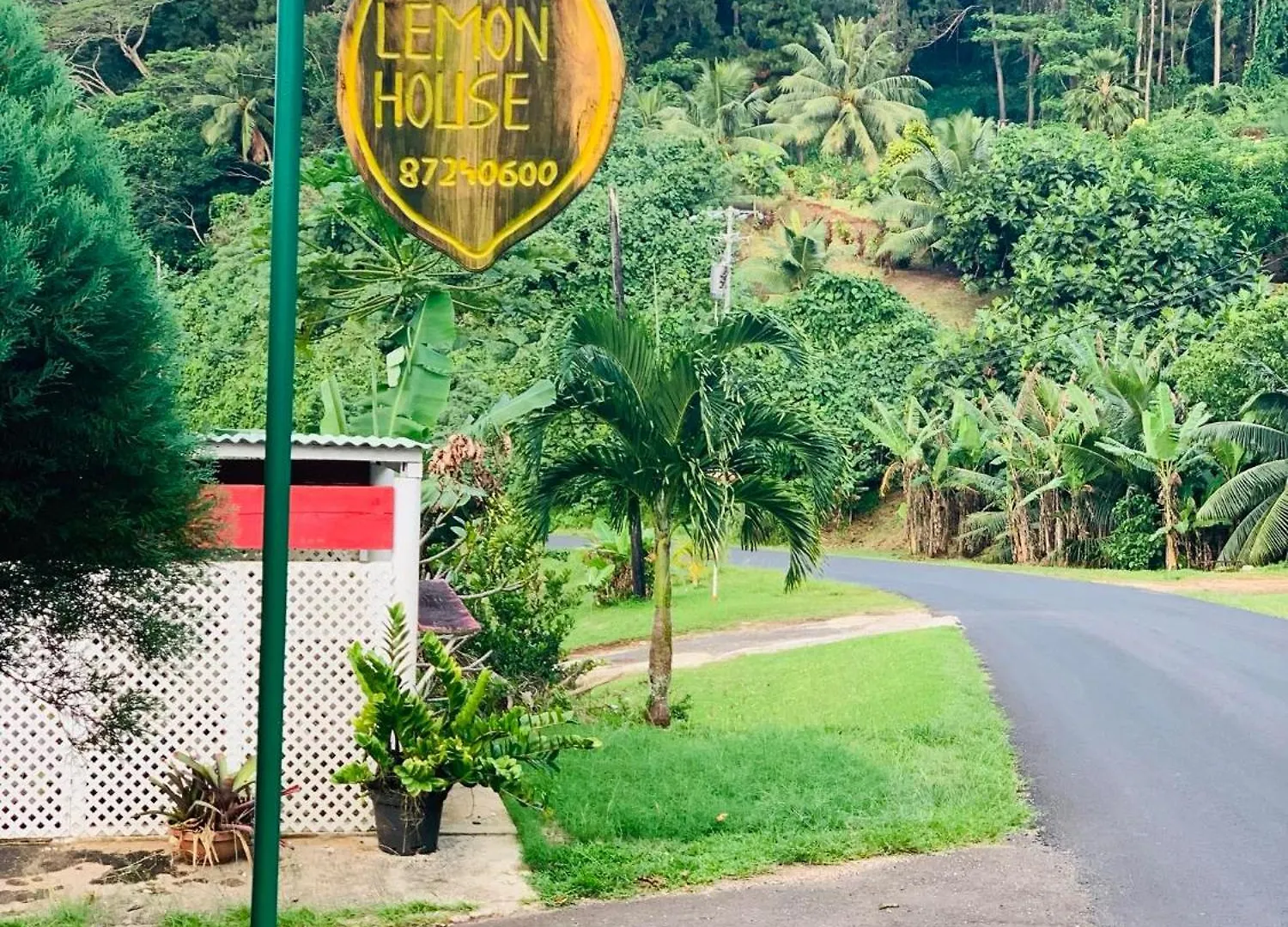 Lemon House Hotel Maroe French Polynesia